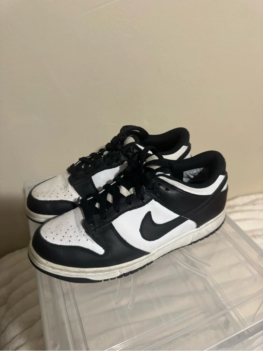 Black & White Low-Top Sneakers - youth